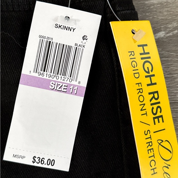 GOGO High Rise Distressed Black Stretch Jeans, Size 30…Brand New with Tags! - Picture 2 of 15